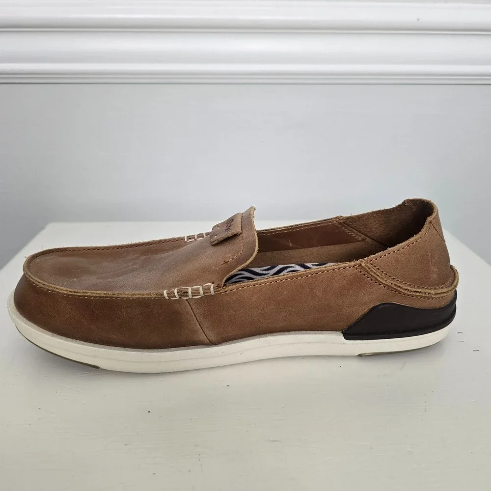 OluKai Mens Kakaha Leather Slip On Loafers Size 8.5 Brown Comfort Coastal Beach